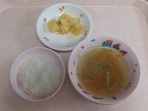 離乳食 おかゆ 野菜スープ さつま芋の甘煮