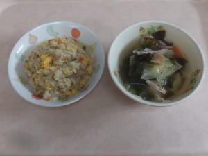 幼児食 チャーハン 野菜スープ