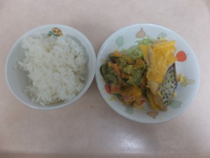 幼児食 ご飯 魚のピカタ かぼちゃサラダ ボイル野菜