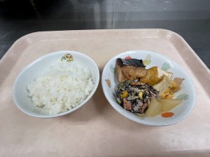 ・魚と野菜の煮物 ・ひじきの和風サラダ