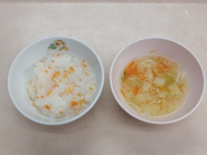 離乳食 五目軟飯 野菜スープ