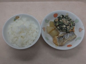 幼児食 煮魚と野菜の煮物 白和え