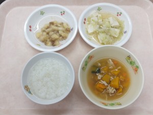 離乳食2 軟飯 夏野菜の味噌汁 豆腐とキャベツの炊き合わせ 煮ばなな