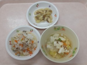 離乳食 チャーハン風 豆腐スープ 煮バナナ