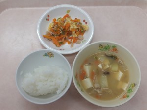 離乳食 なんはん 豆乳みそ汁 ツナと人参の卵とじ