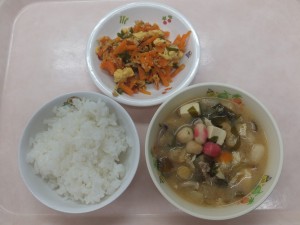 幼児食 ご飯 豆乳みそ汁 人参しりしり