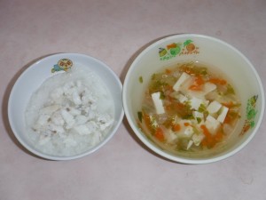 離乳食2 魚入り10倍がゆ 野菜スープ