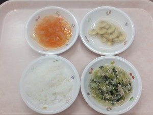 離乳食 なんはん 青菜のそぼろ煮 人参と玉葱のうま煮 煮バナナ