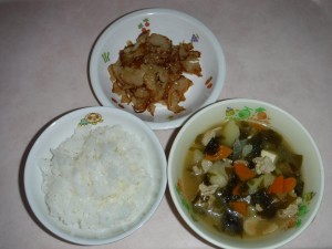 幼児食 ご飯 どさんこ汁 竹輪の照り煮