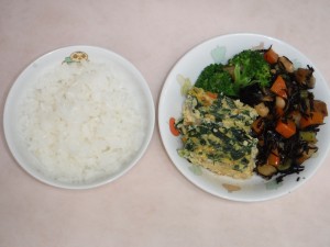 幼児食 ご飯 千草焼き 大豆の磯煮 ブロッコリー