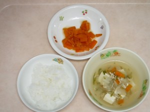 離乳食1 なんはん 豆腐スープ 人参のうま煮