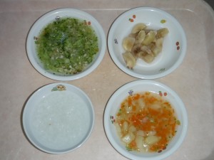 離乳食2 5倍がゆ 根菜の煮物 野菜のそぼろ煮 煮バナナ