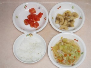 離乳食1 なんはん 野菜のそぼろ煮 煮バナナ トマト