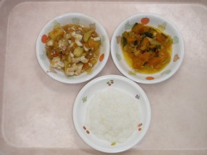 離乳食2 3倍がゆ 魚と野菜のとろみあんかけ かぼちゃの煮物