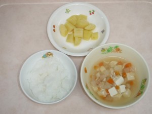 離乳食 3倍がゆ 清まし汁 さつま芋のうま煮