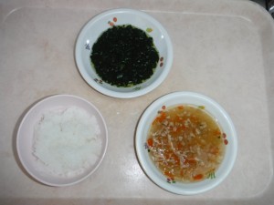 3倍粥・鶏肉と野菜の煮物・ほうれん草のくたくた煮