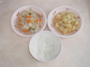 離乳食 3倍がゆ 豚肉と野菜の炊き合わせ じゃが芋の甘煮