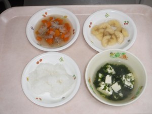 離乳食 3倍がゆ 牛肉と野菜の煮物 豆腐スープ 煮バナナ