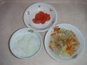 離乳食 なんはん 野菜とそぼろのミルク煮 トマト