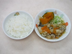 幼児食 ご飯 魚のきのこあんかけ ボイル野菜 ほくほくかぼちゃ