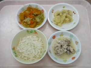離乳食 うどん 煮魚 野菜の炊き合わせ 煮バナナ