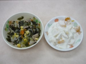 幼児食 徳島ラーメン フルーツヨーグルト