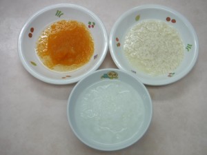 離乳食1 ７倍がゆ 野菜のマッシュ 豆腐のそぼろ煮