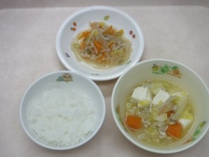 離乳食2 ご飯 味噌汁 切干大根の柔らか煮