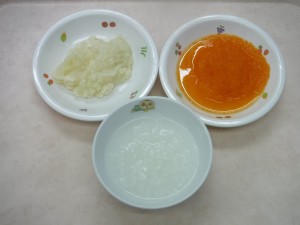 離乳食 ７倍がゆペースト 人参と玉葱のマッシュ 豆腐とじゃが芋のマッシュ