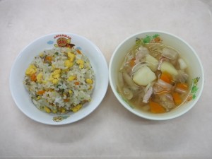 幼児食 チャーハン 卵スープ