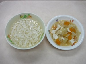 離乳食 うどん じゃが芋と人参のそぼろ煮
