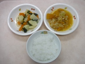 離乳食 5倍がゆ かぼちゃのそぼろ煮 人参とじゃが芋の煮物