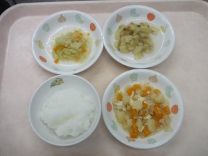 離乳食 5倍がゆ 野菜のそぼろ煮 キャベツのおひたし 煮バナナ