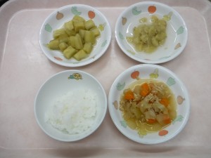 離乳食1 なんはん 野菜のそぼろ煮 さつま芋の煮物 煮バナナ