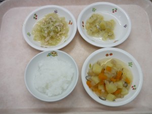 離乳食1 なんはん 野菜の炊き合せ ささみとキャベツのうま煮 煮バナナ