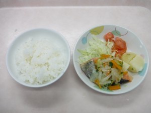 幼児食 ご飯 魚のマリネ 粉吹芋 ボイルキャベツ 煮バナナ 