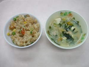 幼児食 ツナとトマトの炊き込みご飯 飛鳥汁
