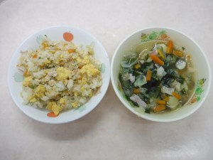 幼児食 チャーハン 野菜スープ