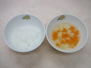 離乳食 つぶしがゆ 野菜スープ