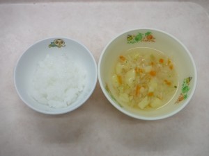 離乳食 つぶしがゆ 野菜スープ