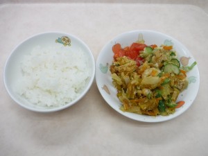 幼児食 ご飯 野菜のかき揚げ 甘酢和え トマト