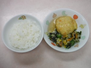 幼児食 ご飯 豆腐のまさご揚げ ちりじゃこサラダ
