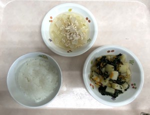 離乳食 ・軟飯 ・大根のそぼろ煮炊き合わせ