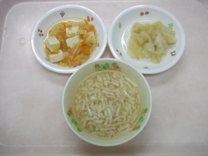 離乳食 そぼろうどん 野菜煮 煮バナナ
