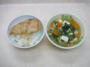 幼児食 かば焼き丼 味噌汁