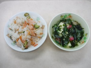 幼児食 鮭寿司 清まし汁