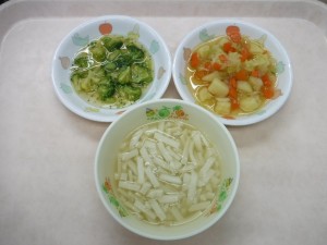 離乳食 うどん ブロッコリーのぽってり煮 じゃが芋と野菜煮