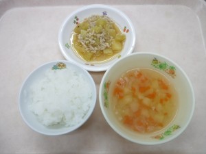 離乳食 なんはん 5倍がゆ 野菜スープ さつま芋のそぼろ煮 