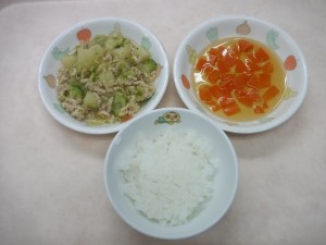 離乳食 ご飯 野菜のそぼろ煮 人参の柔か煮